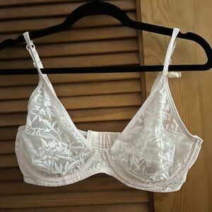 Love by Gap lace sheer bra size 36D NWT